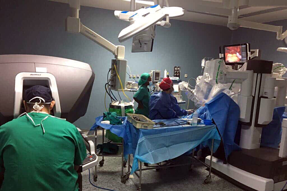 Operación cáncer de próstata con Robot da Vinci